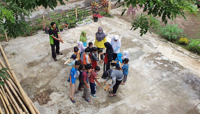 Pendidikan Sekolah Alam